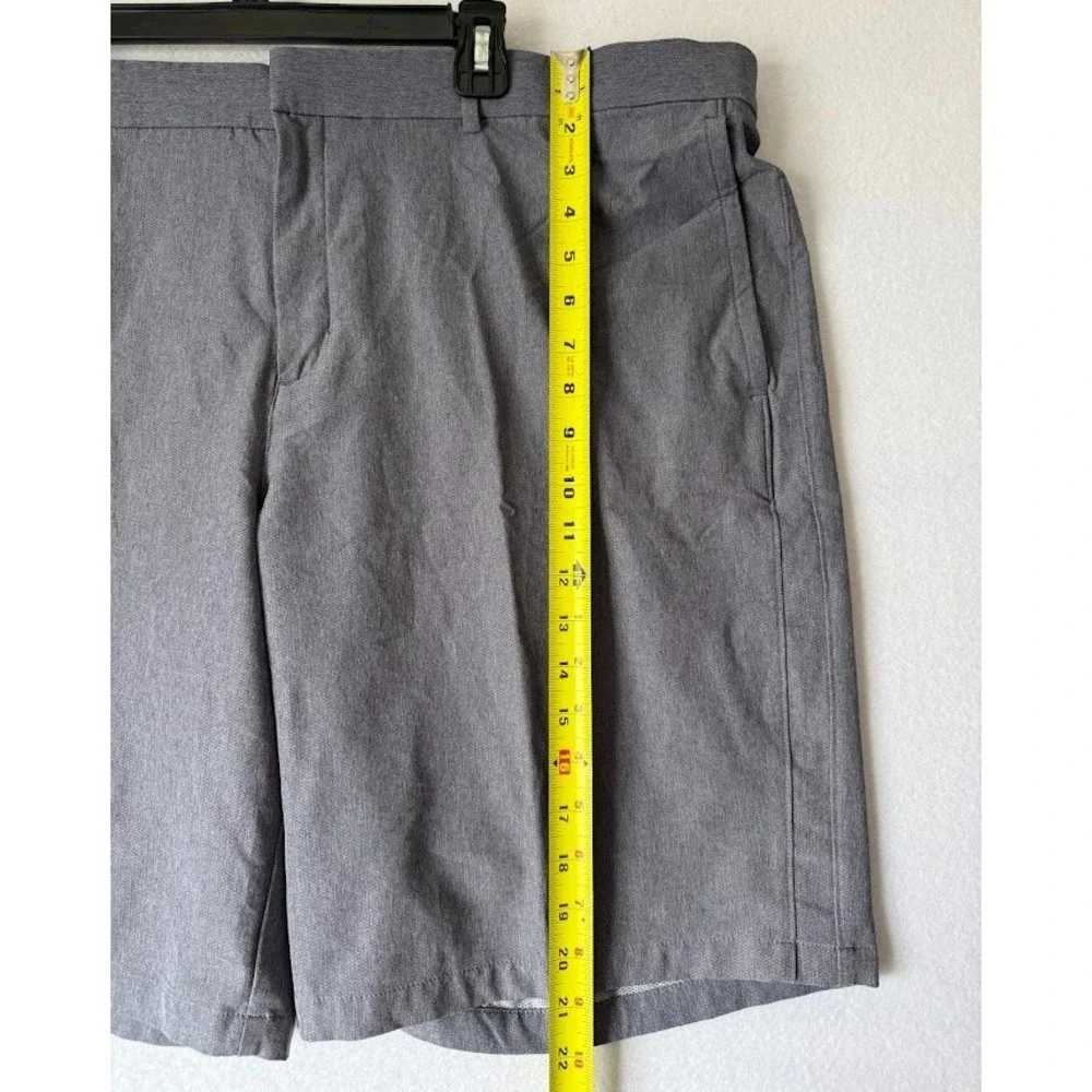 Nike  Golf Shorts Men 42 Gray Stretch Flat Front Performance Outdoor Lightweight